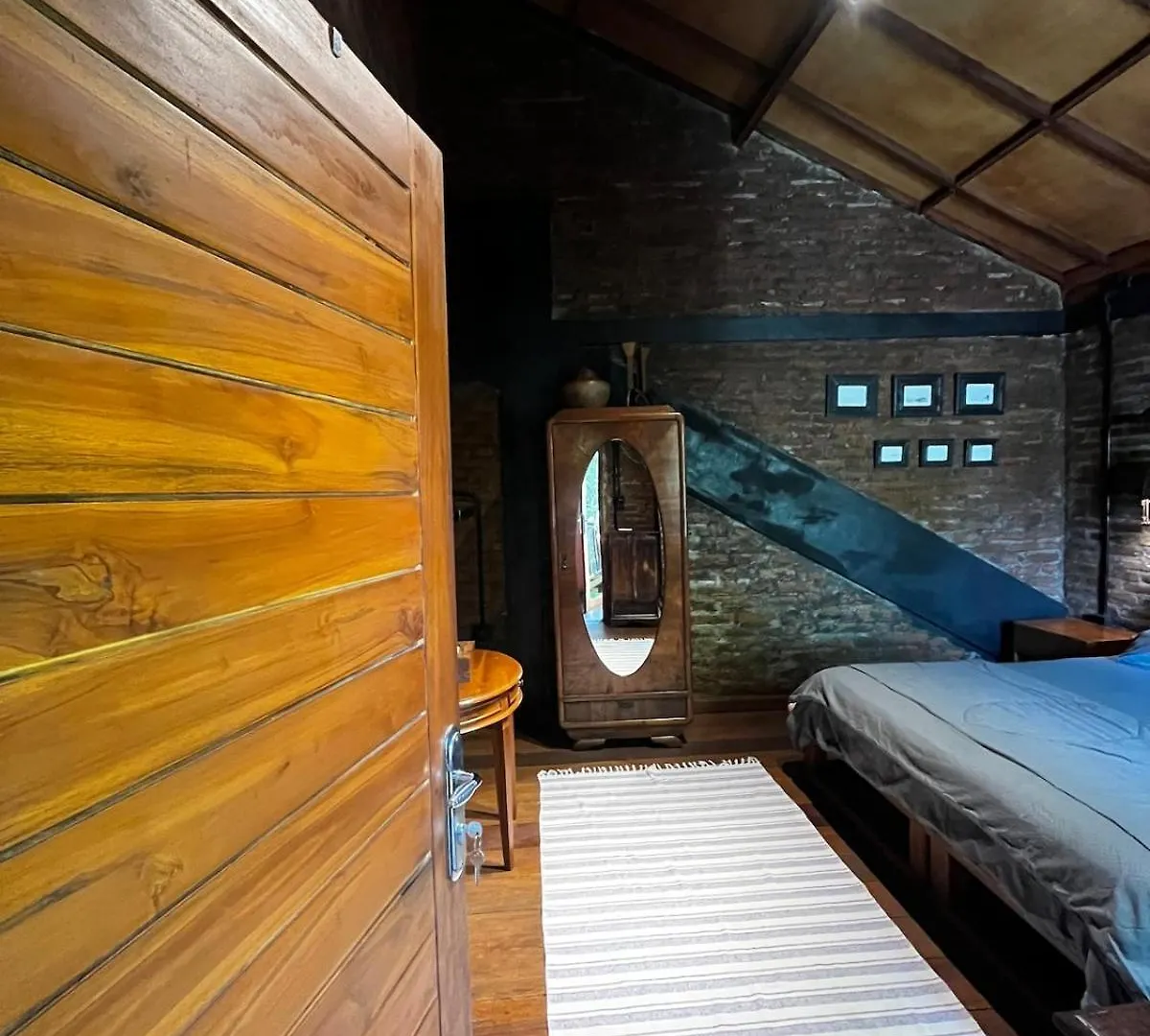 1 Bedroom Cozy Apartment In Center Of Seminyak Indonesia